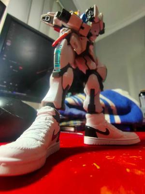 Gundam GUNPLA RG 1:144 Scale Nike Air Jordan Air Force 1   