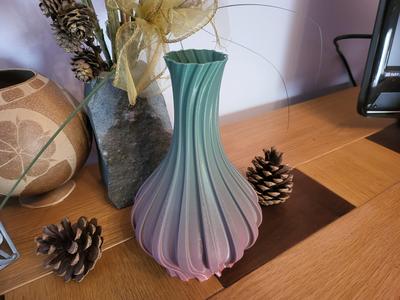 Swirly Vase