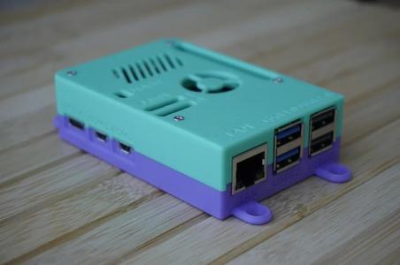 Raspberry Pi5 & Waveshare PCIe M.2 Housing by Nerdiy.de   