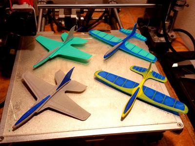 Flying Glider  Hangable Cards 