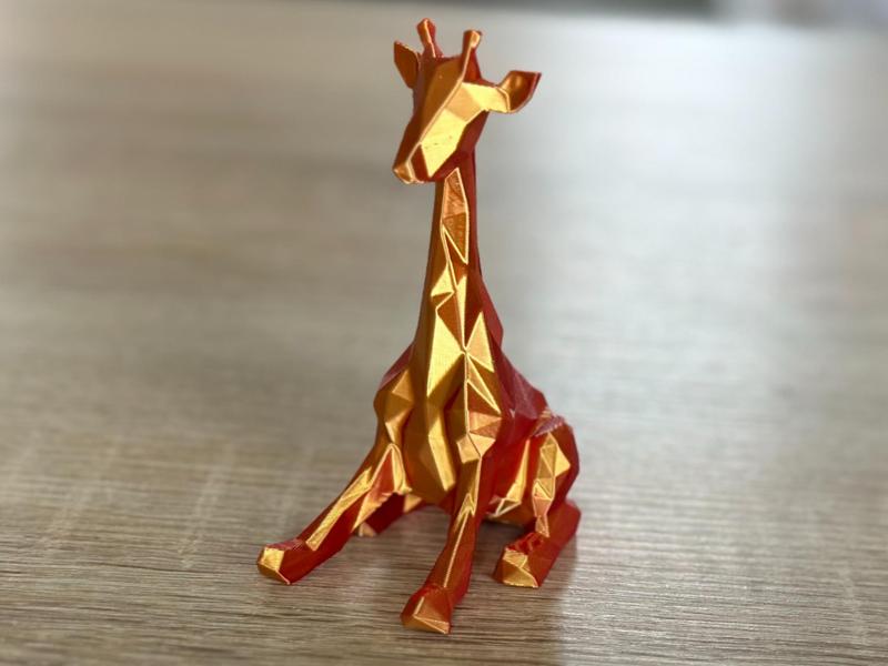 Low poly giraffe
