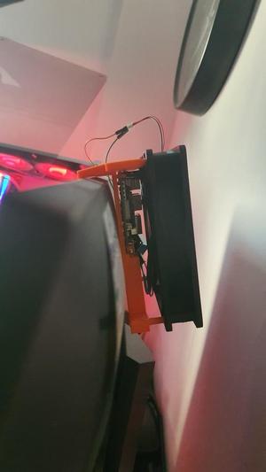 Raspberry Pi 4/5 Monitor mount (120mm fan)