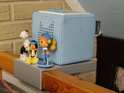 Toniebox Holder for IKEA Kura Bed