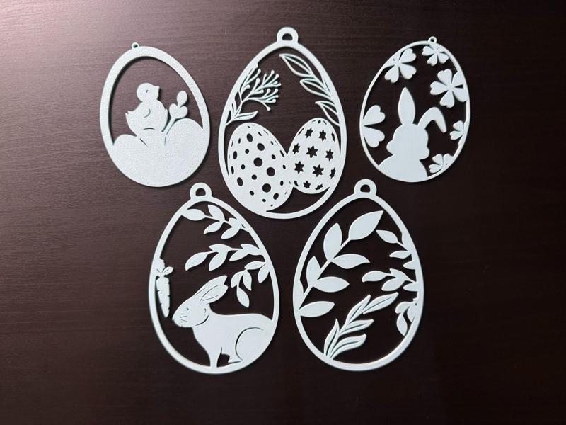 Easter eggs for hanging