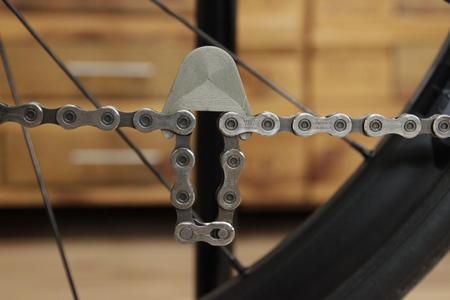Fahrradketten Montagehilfe / Bicycle Chain Installation Tool