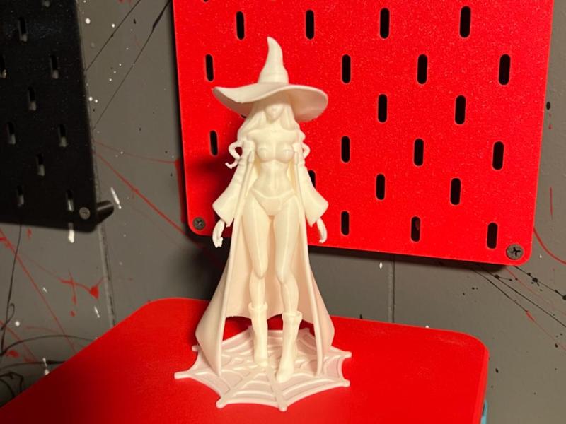 Sexy Pin-up Spooky Witch 2