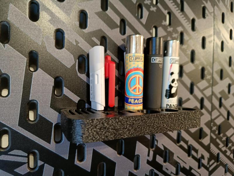 Skadis USB and Clipper lighter hub