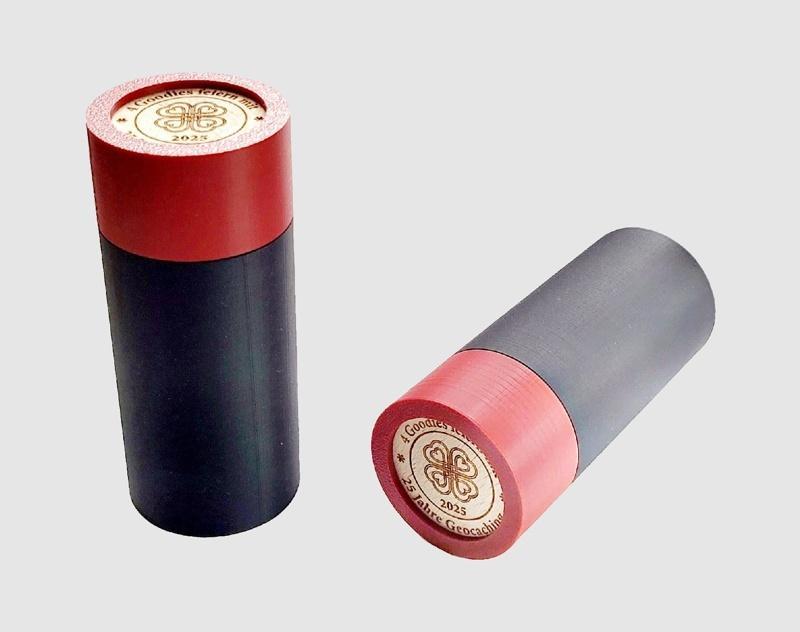 Geocaching Woodcoin Tube