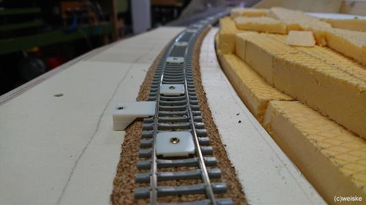 H0 Scale Track Holder for Model Railway Rails Pre-Assembling