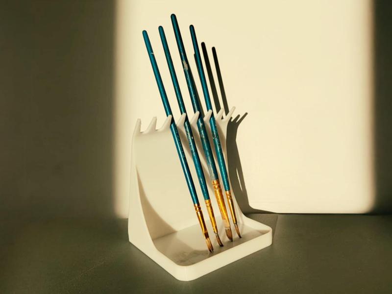 brush stand with drip tray