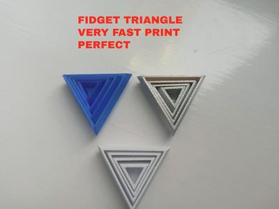 Fidget triangle very fast print