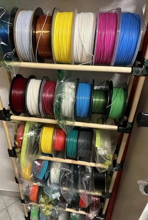 Screwable Filament Rack (Filamentregal)