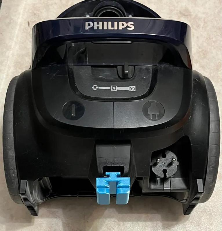 Philips Vacuum Cleaner hose holder repair   