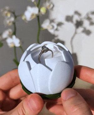 Blooming Flower Ring Box