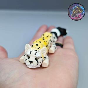 Baby Flexi Cheetah Keychain