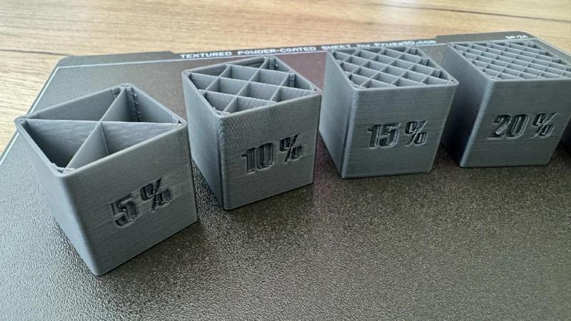 Test cubes - infill density / Testovací krychle - hustota výplně   