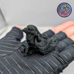 Baby Flexi Raven Keychain