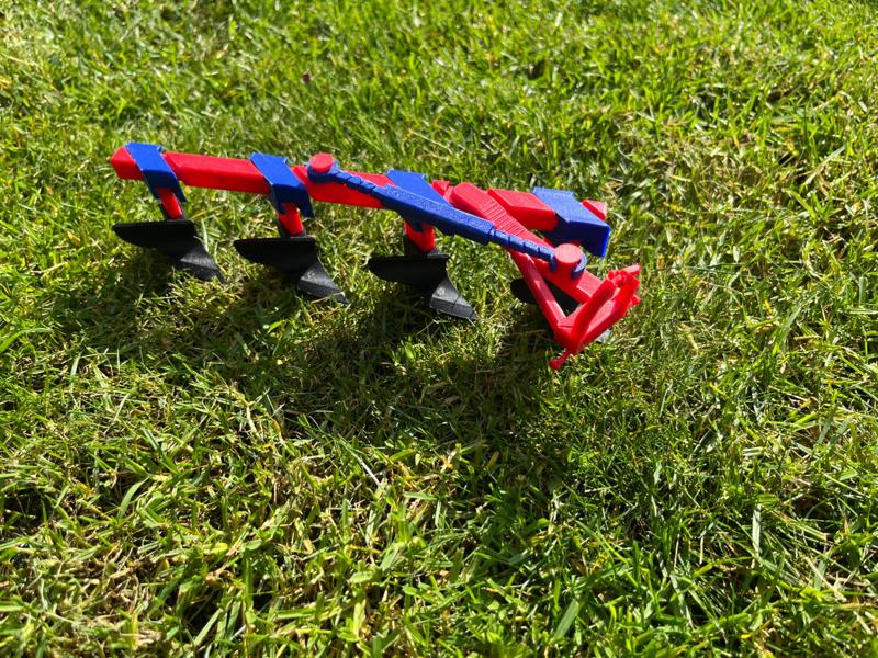 4 Furrow Plow 1:20 Scale