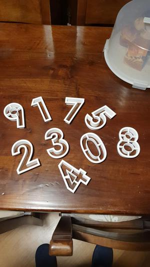 Pastry cutters Numbers