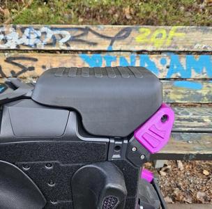 Sherman L - Seat