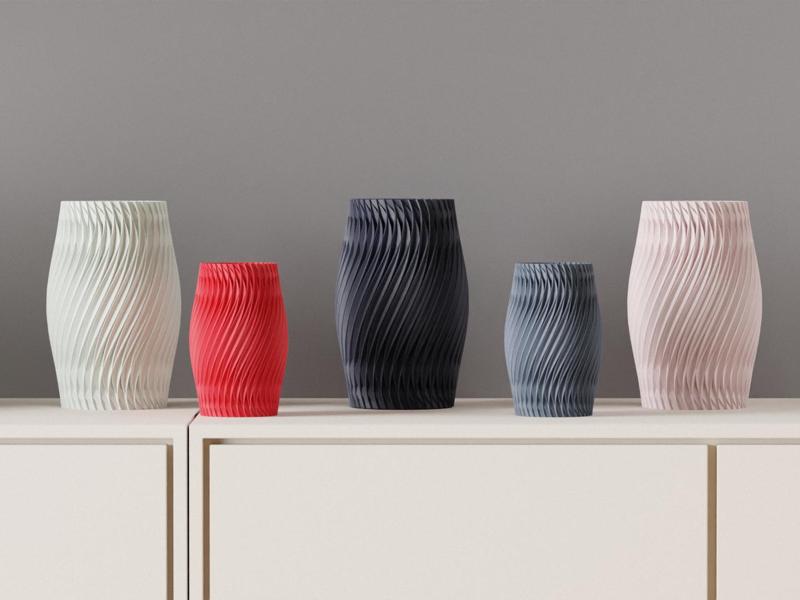 Twisted Vase. Simple and easy home decor print