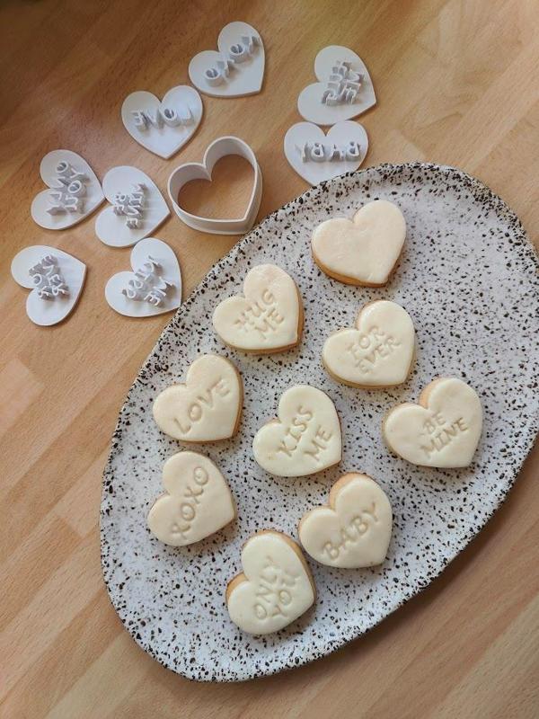 Heart message Cookie Cutter & Stamp Set