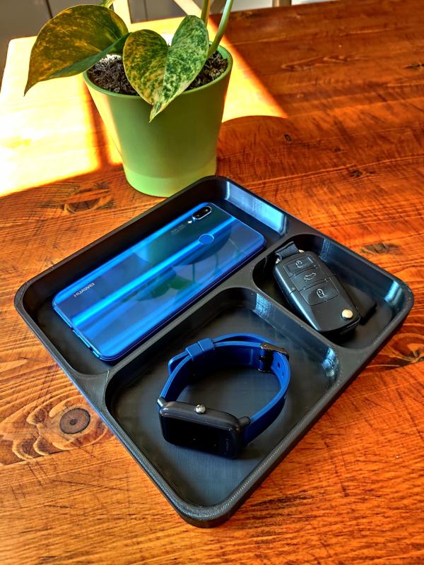 Compartment for phone, keys and personal items