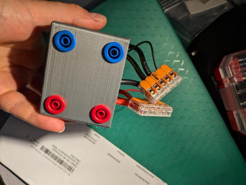 12VDC docking