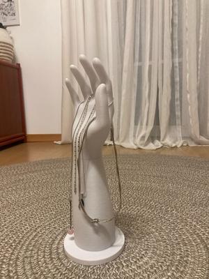 Jewelry hand holder