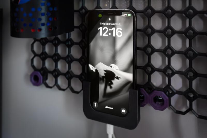 Multiboard Phone Holder - iPhone12 Pro and Smaller