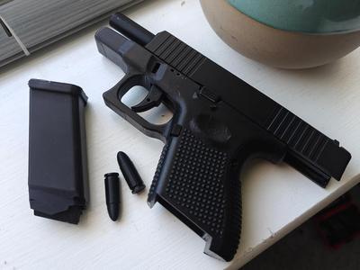 Glock 26 Toy with Blowback + Ejection