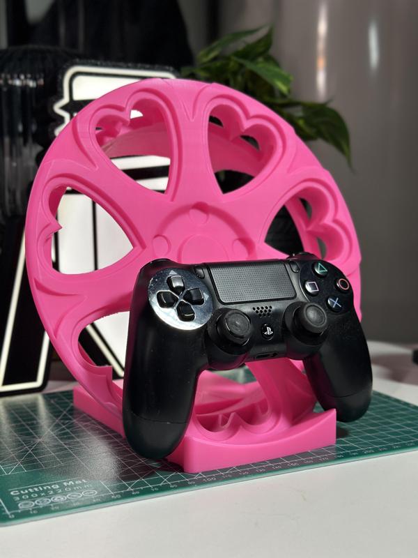 Heart Wheel Inspired Controller and Headphone Stand