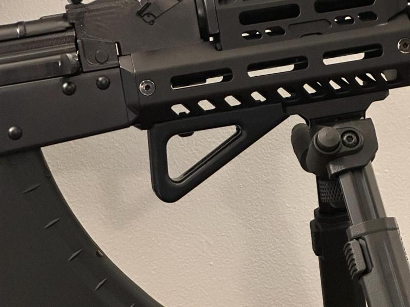 MLOK Magpul Bipod Compatible Angled Foregrip