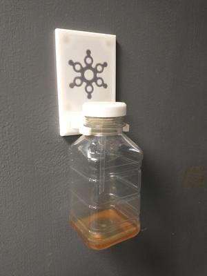 Naked Juice Bottle Fruitfly Trap PS:1 Magnetic Mount