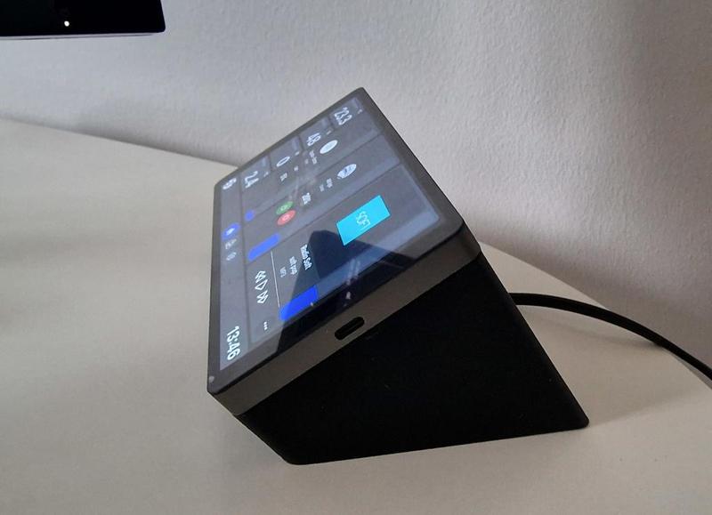 Shelly Wall Display X2 Stand 35°