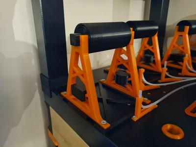 On the shelf spool holder