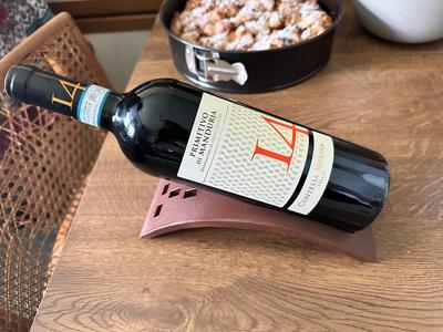 Elegant Wine Bottle Holder