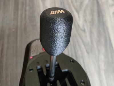 TH8A Shifter knob BMW M with BMW shifter plate