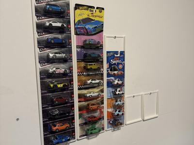 Hot Wheels Premium Wall Mount