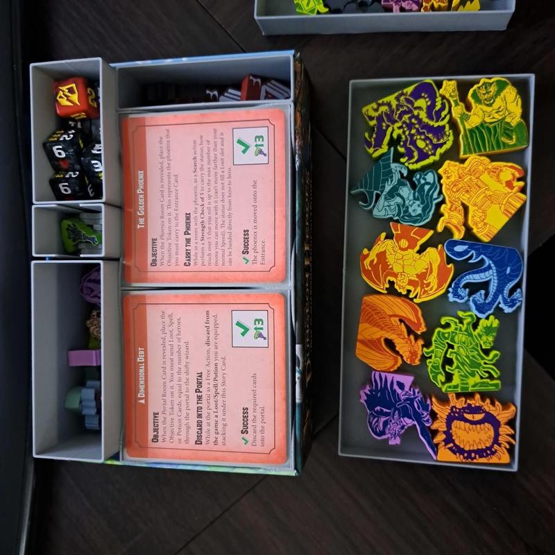 Tiny Epic Dungeons w/ Sleeved Cards, Boss Meeples and Extra Dice
