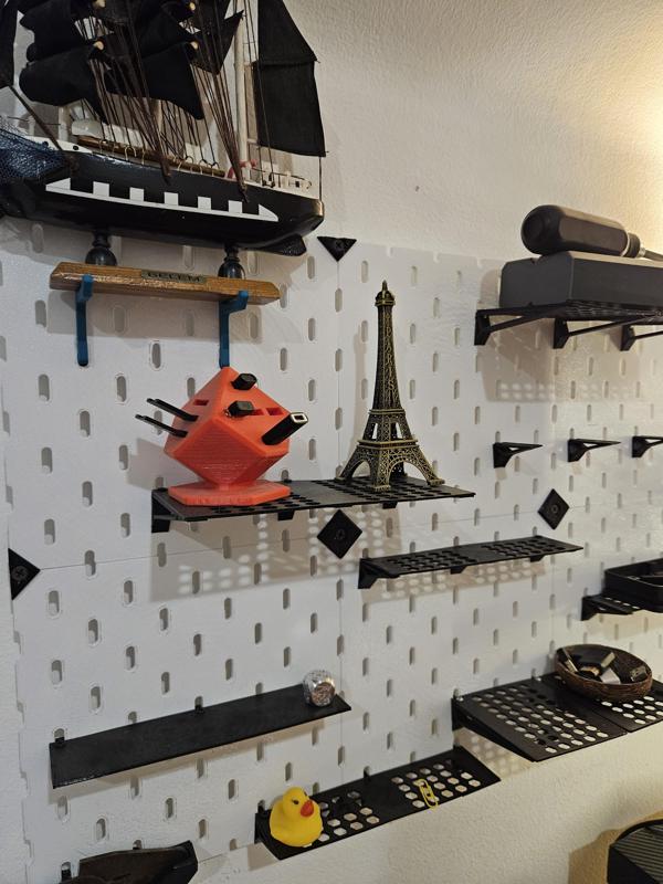 Wall system "Skadis"