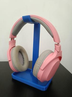 Headphones stand with tray