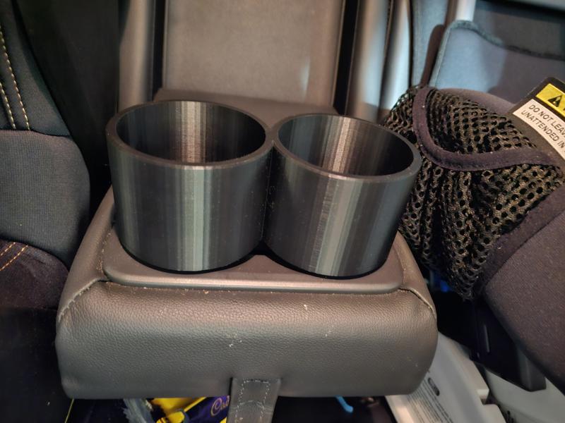Yeti 18oz/532mL Hyundai Tucson rear cup holder