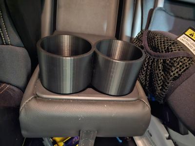 Yeti 18oz/532mL Hyundai Tucson rear cup holder