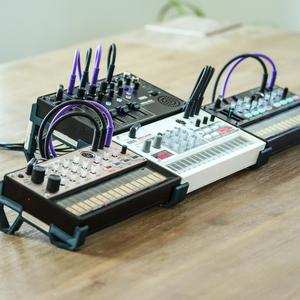 V-Modular - Audiostand for Volca - Free Basic Package