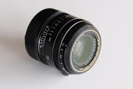 Voigtlander 35mm F1.5 Nokton Leica M lens - hood mount protector ring 39mm