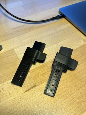 Passat B8 Variant boot cover side guide