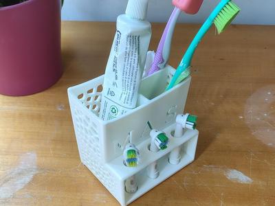 Voronoi Toothbrush & Toothpaste Holder