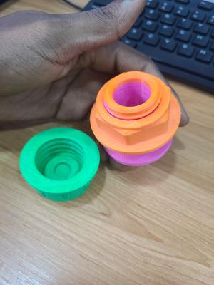 Threaded bulkhead fitting
