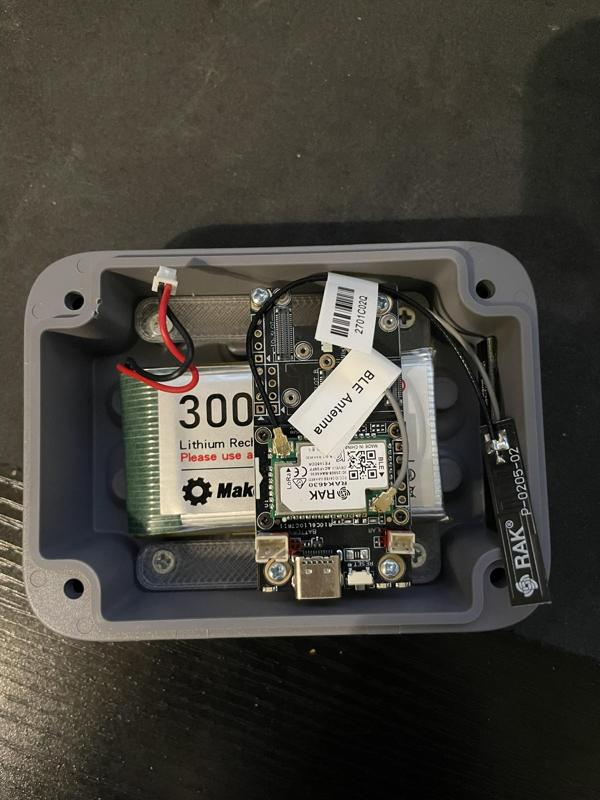 Rak Unify Enclosure RAK19007 Mounting Plate with Battery